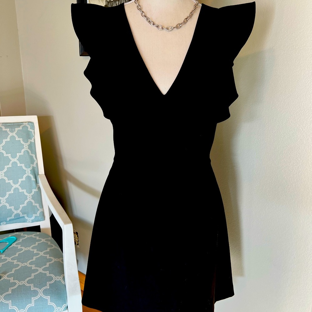 French Connection. Worn once to a wedding. Super cute! 🥰